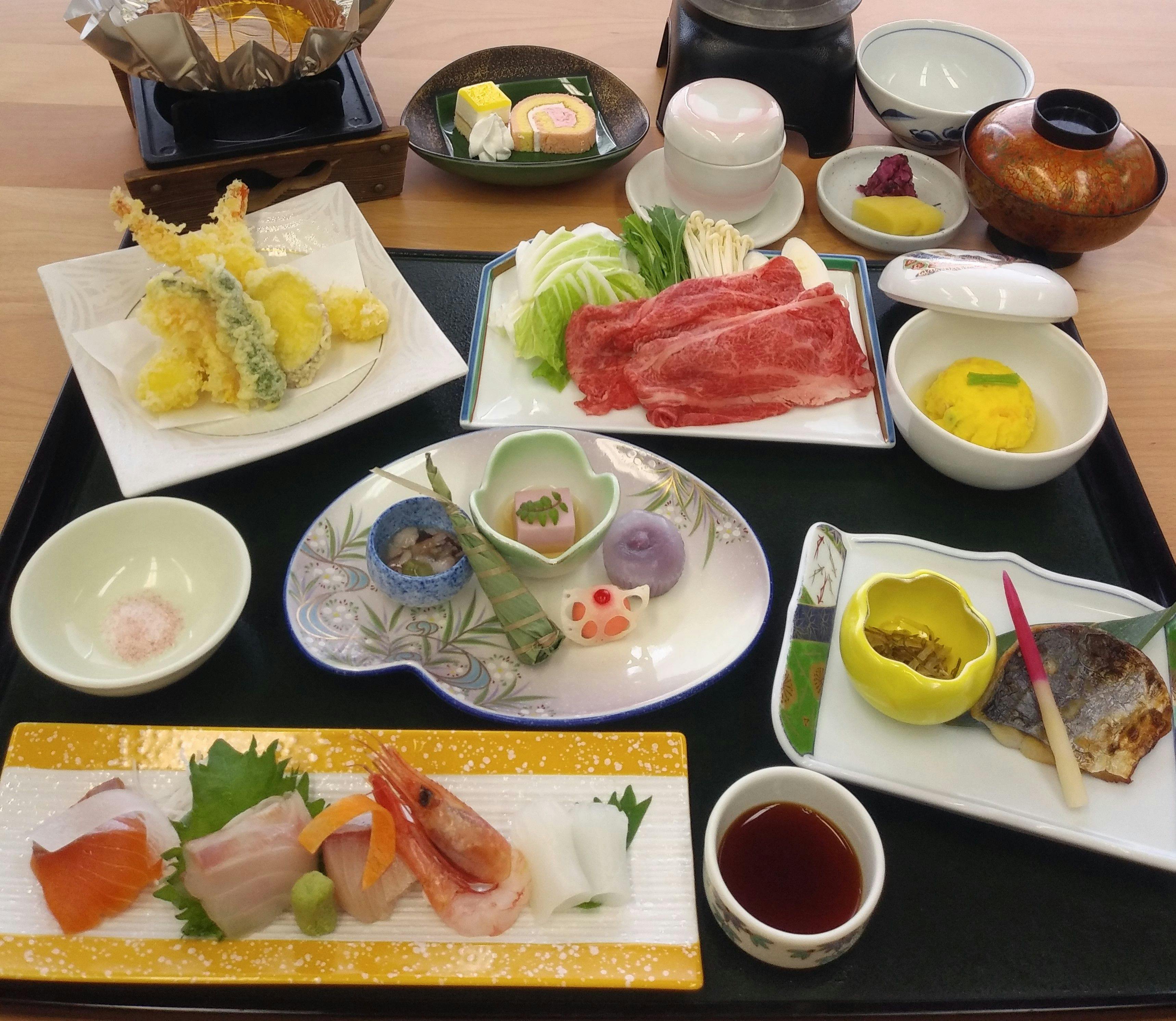 Hamasaka Onsen Uotoya