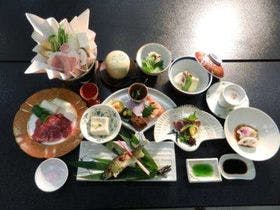 景勝の宿　芳雲館