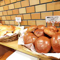 ขนมปังอาหารเช้าฟรี