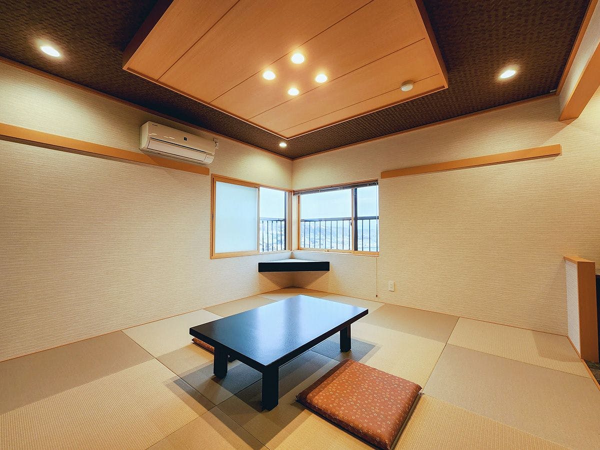 Shikishima Inn
