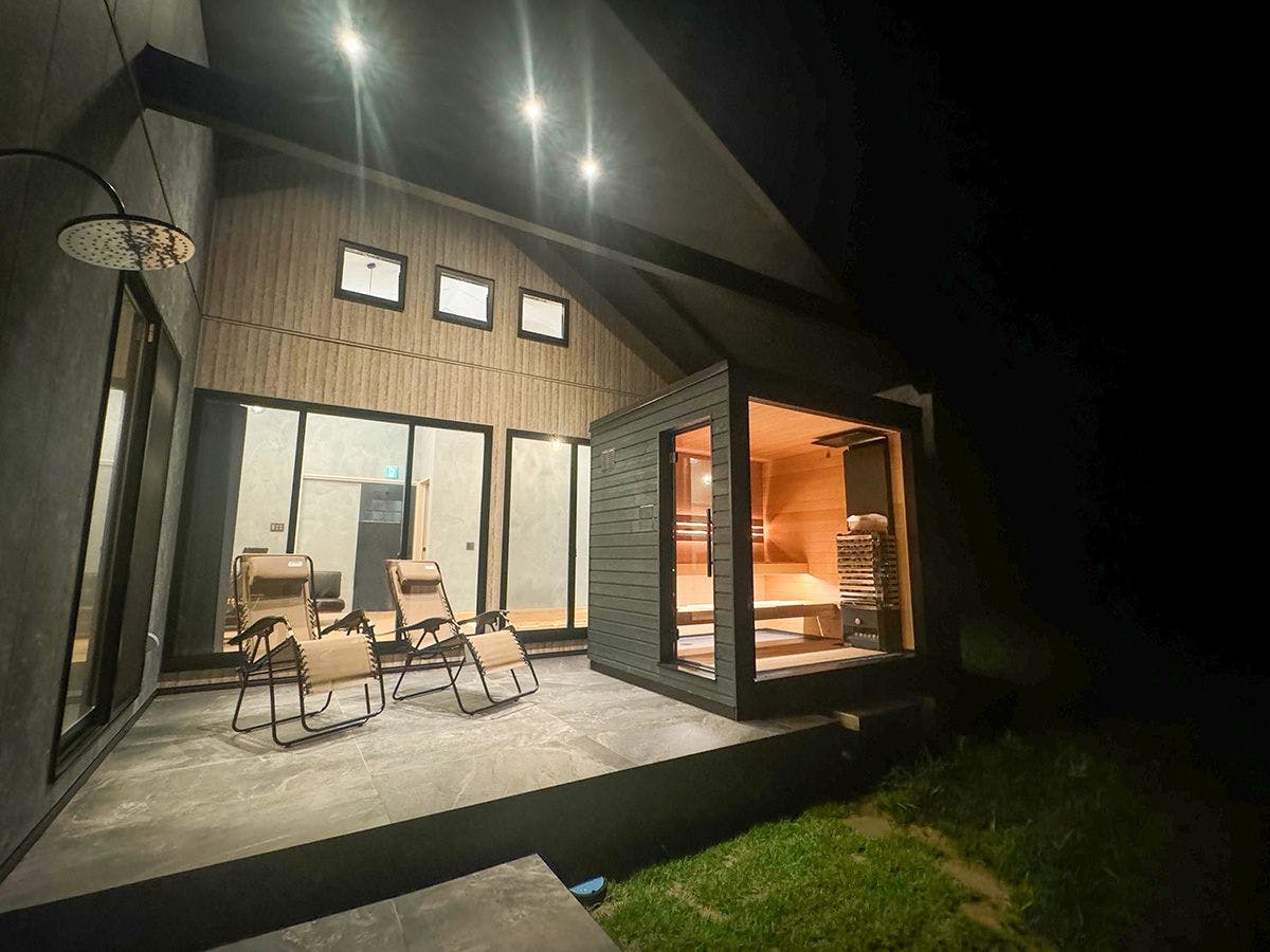 Shikishima Inn