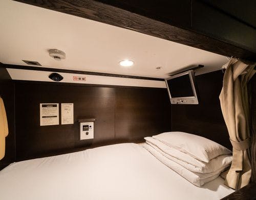 【カプセルキャビン：室内】