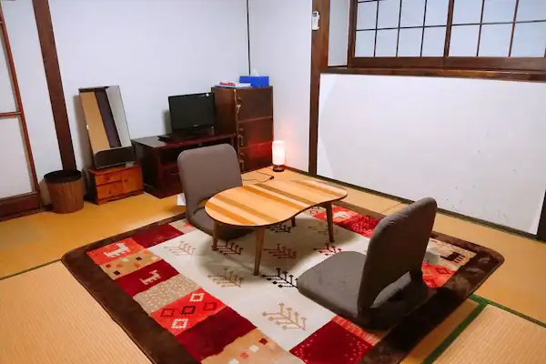 ห้องสไตล์ญี่ปุ่นขนาด 6 เสื่อทาทามิ