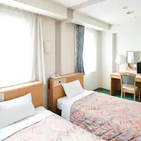 ห้องพักเตียงคู่พร้อมห้องน้ำสองห้อง