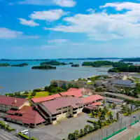 ภาพถ่ายมุมสูงของภายนอก