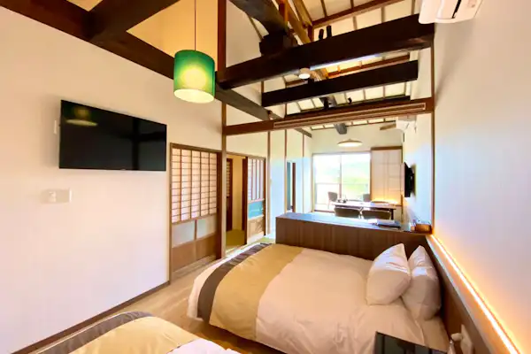 Bilik dengan Onsen Luaran (Gaya Jepun dan Barat)