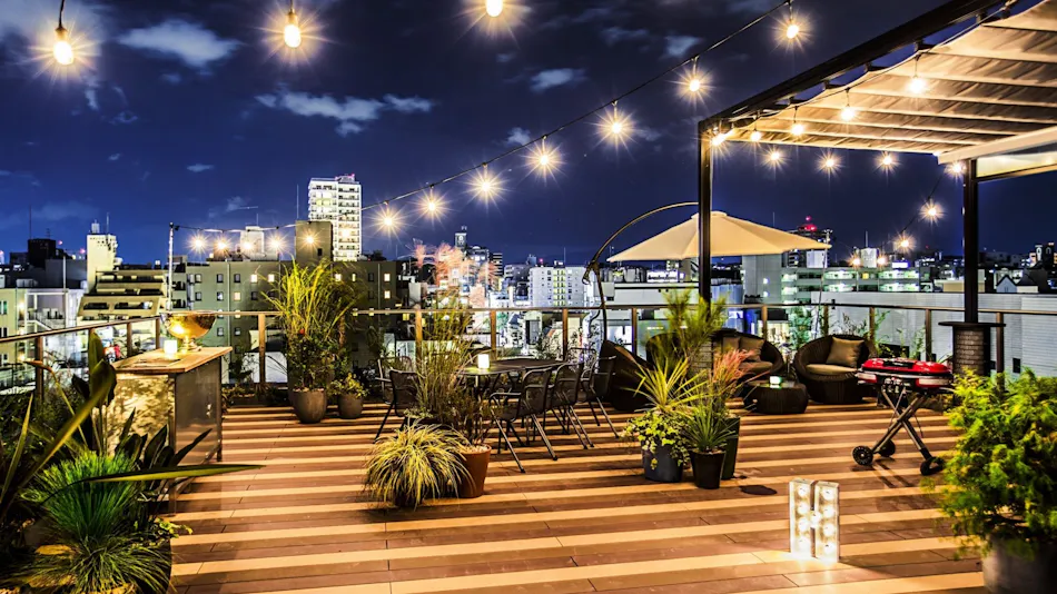 H HOTEL