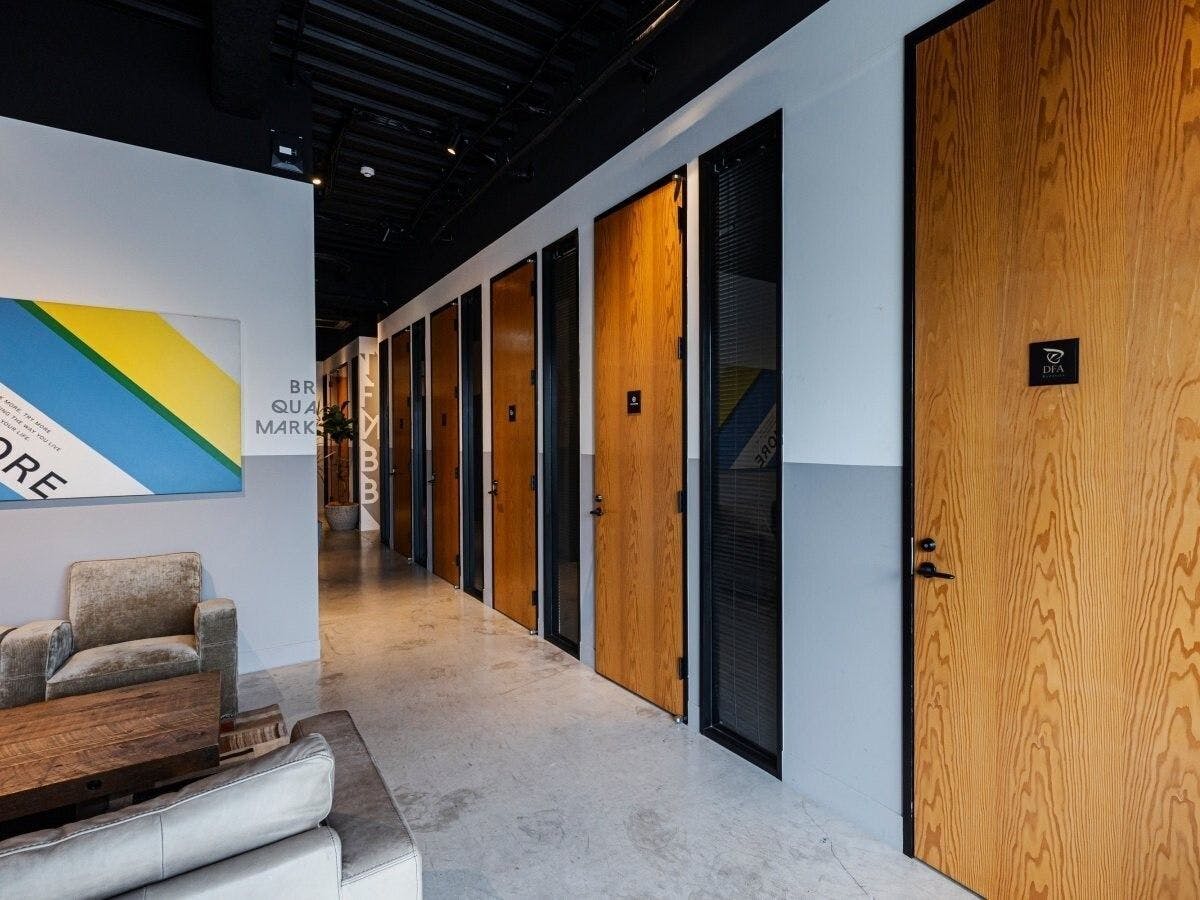 H HOTEL