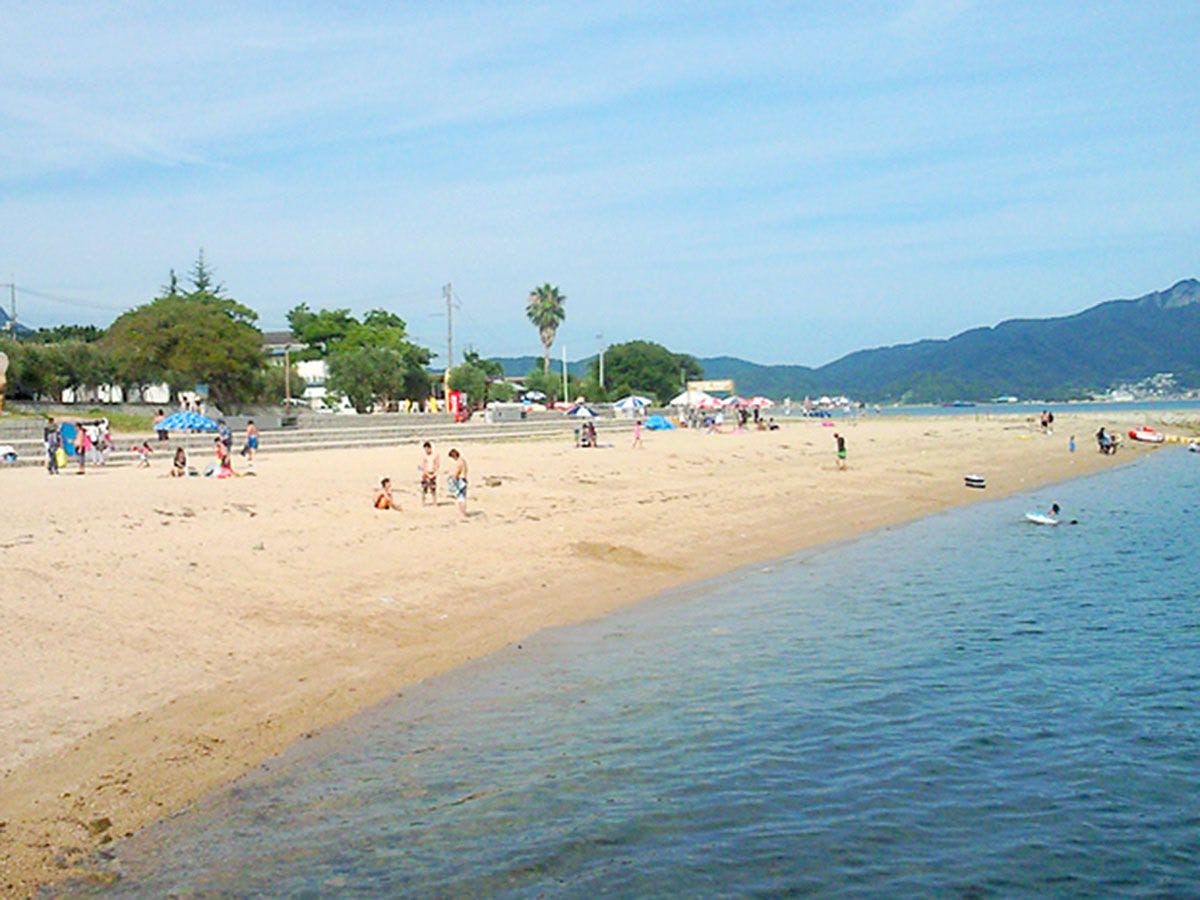 ขับรถประมาณ 3 นาทีถึงหาดโอลีฟ