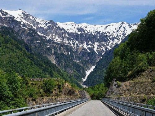 สะพานแอลป์เหนือ (ฤดูใบไม้ผลิ)