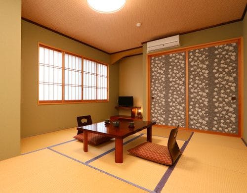 1階客室　9畳+広間