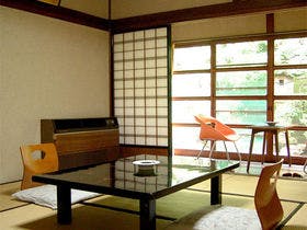 料理旅館　おく文