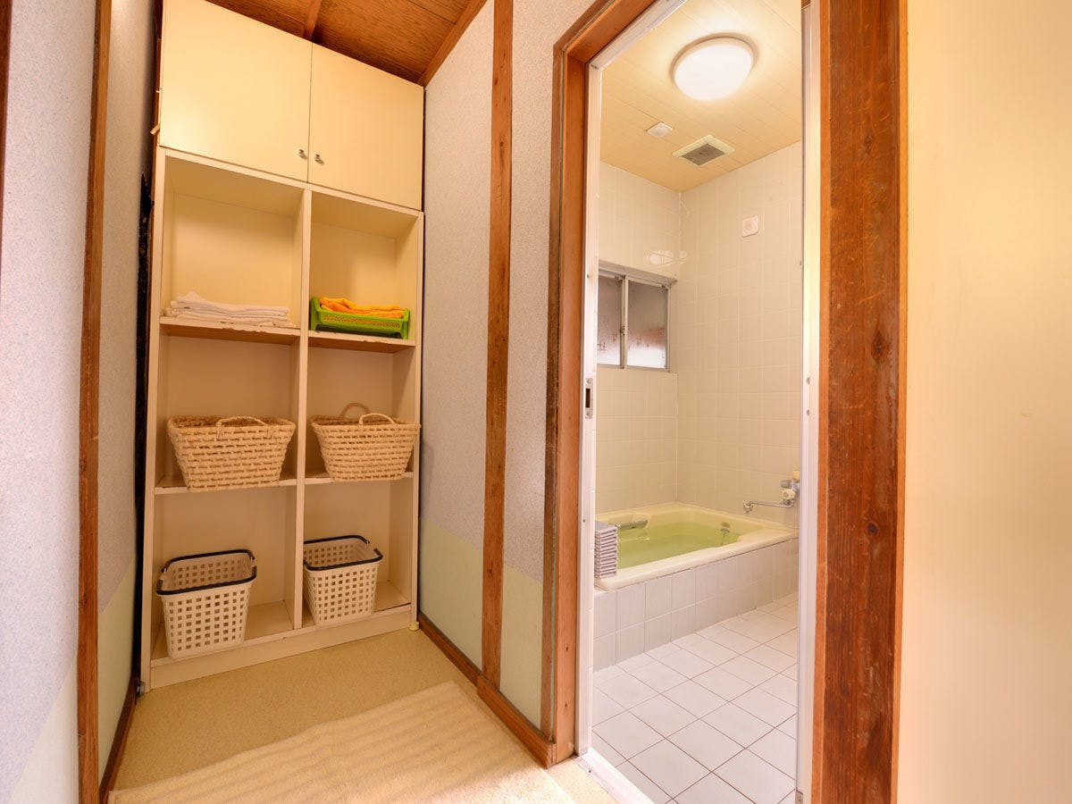 【浴室】宽敞舒适的浴室。