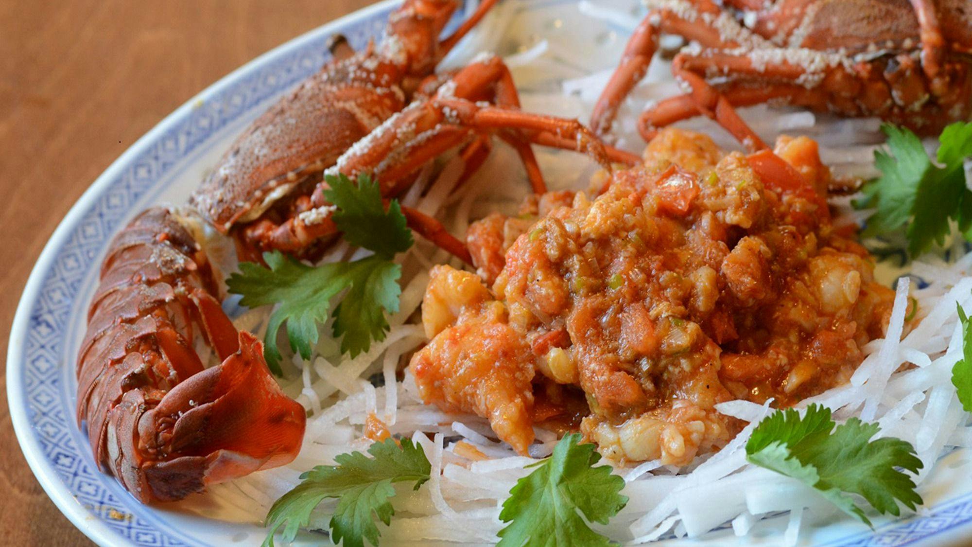 이즈 반도의 명물! 바닷가재 칠리소스 조림.