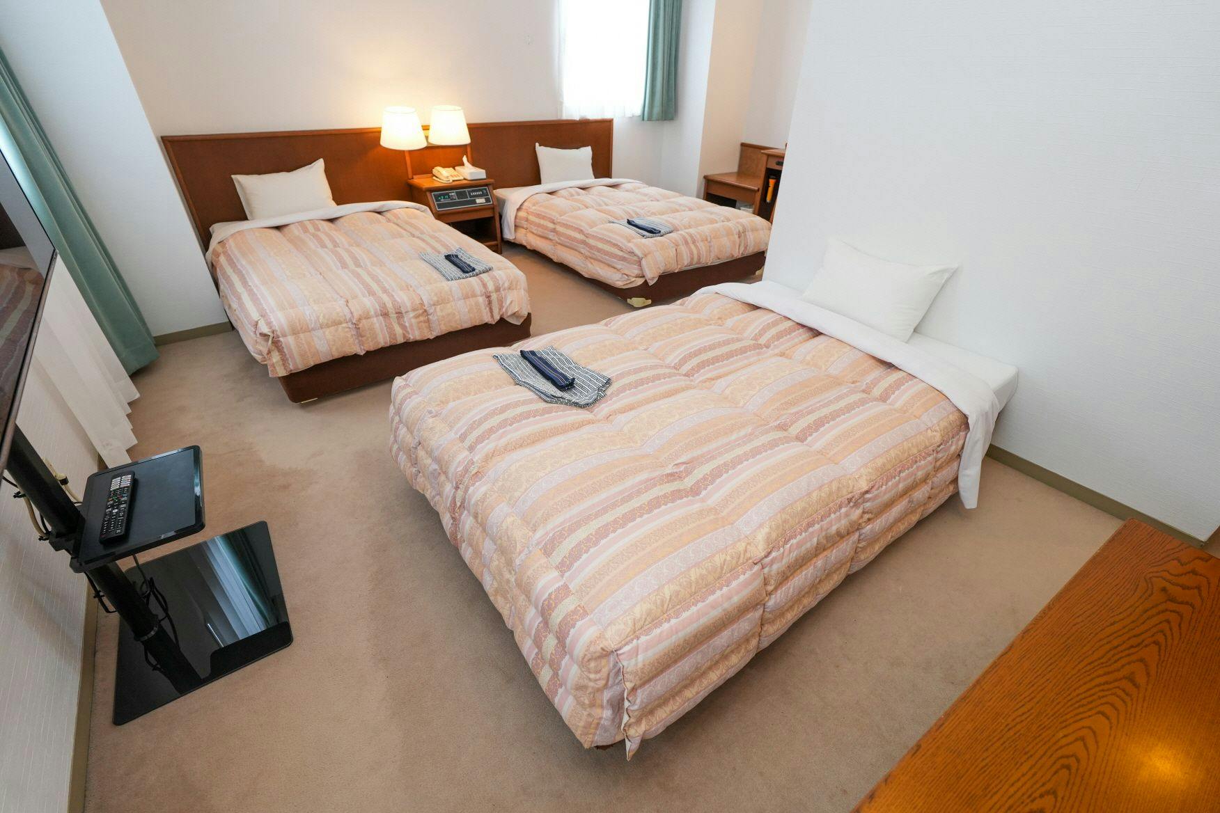 Tendo Central Hotel