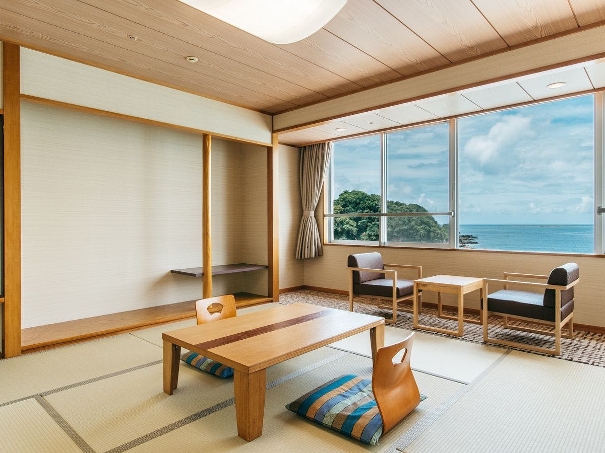Japanese-style room with 8 tatami mats.