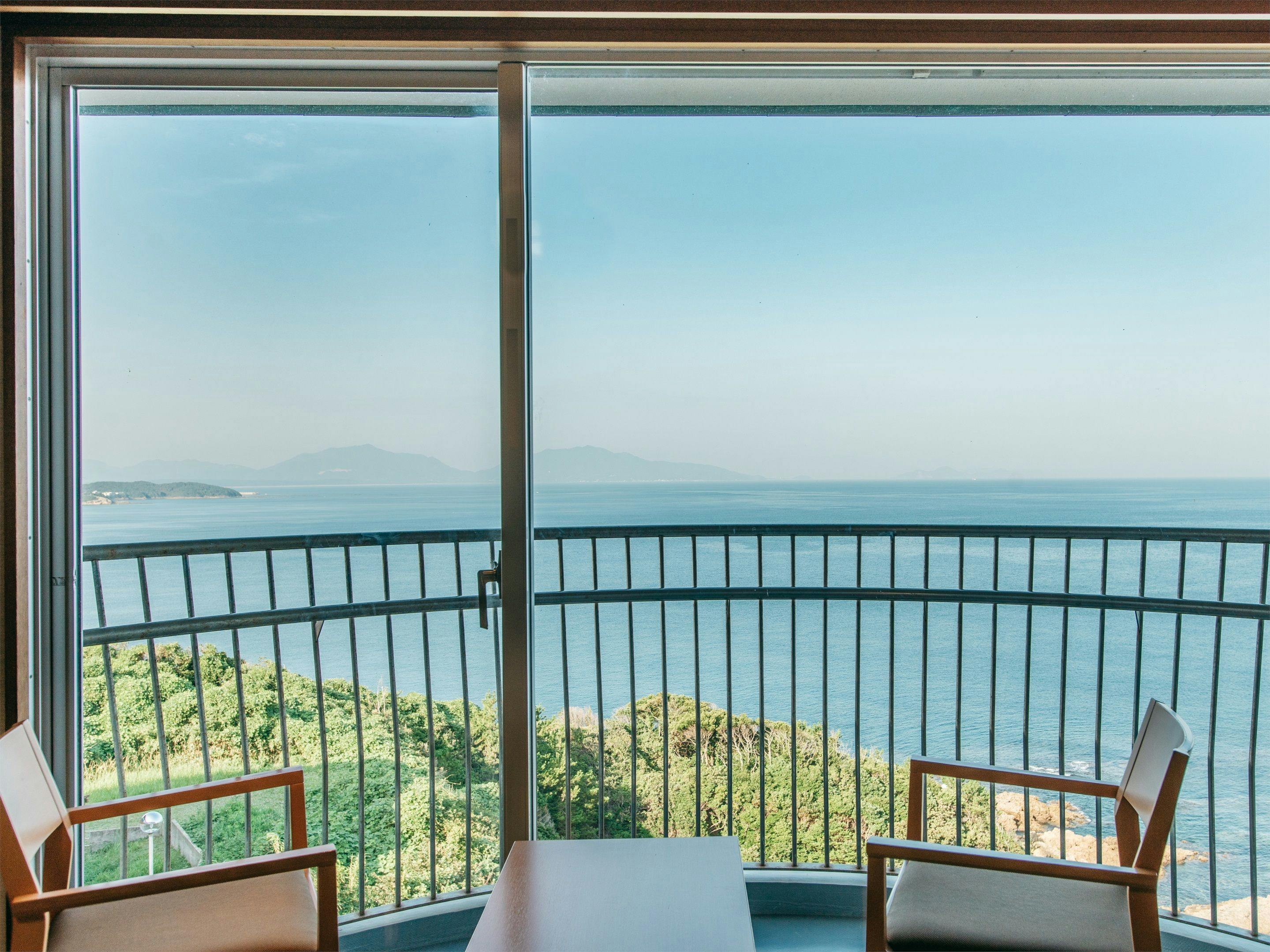 석양 쪽 객실에서의 전망