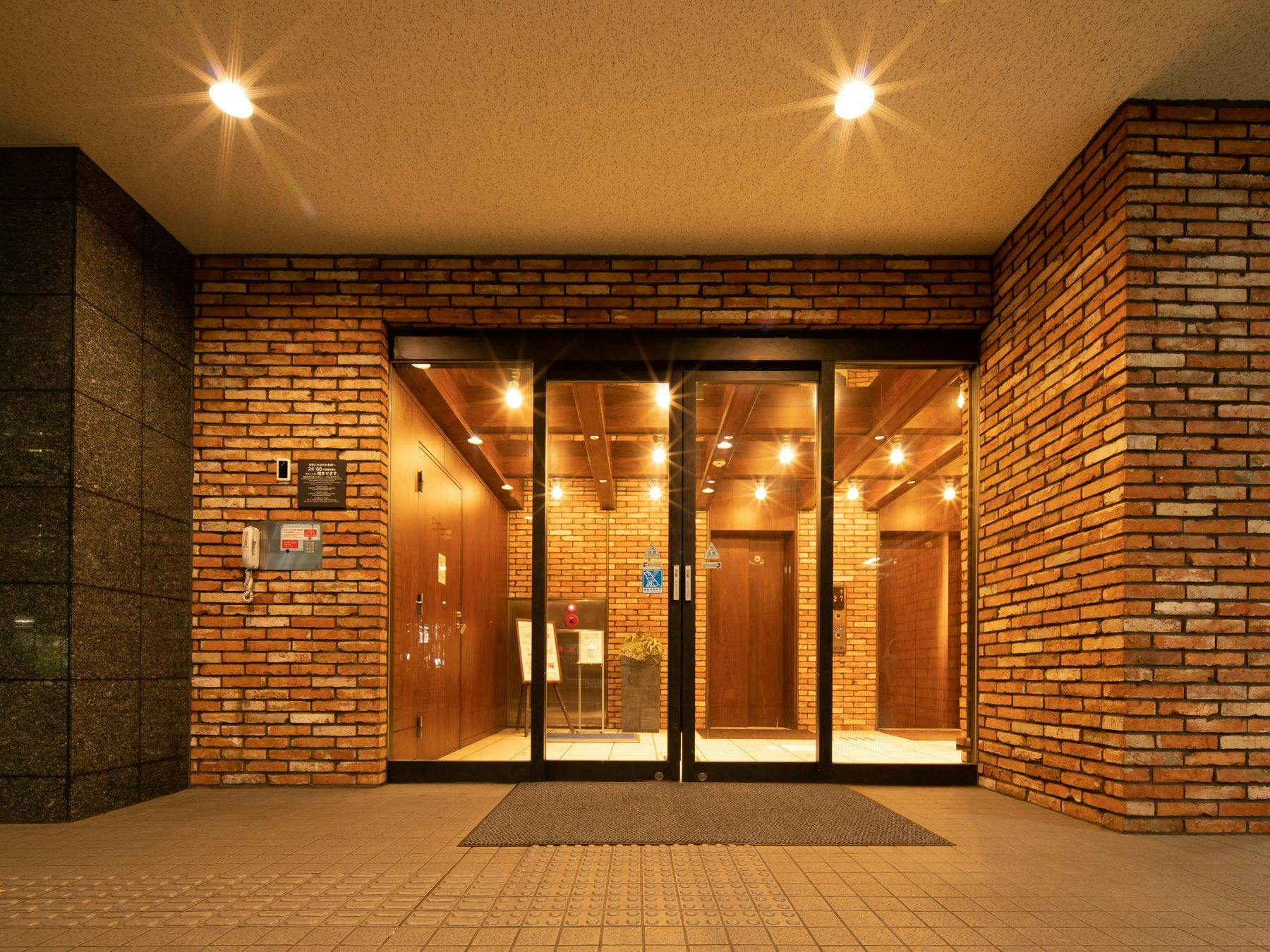 여기로 들어오세요.