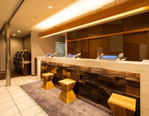 こちらでチェクインをお迎え致します