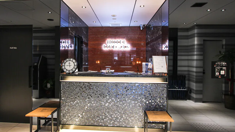 Hotel Livemax Osaka Honmachi