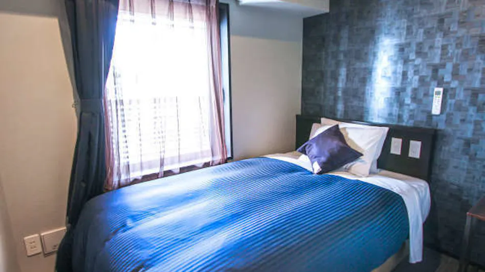 Hotel Livemax Osaka Honmachi
