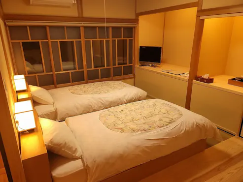 일본식 트윈룸 10호실