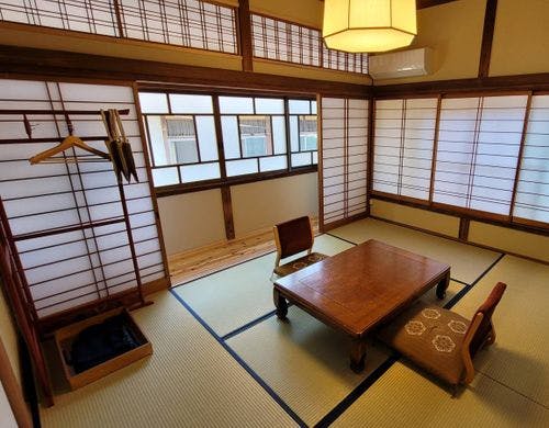 ・〔リニューアル和室6畳〕