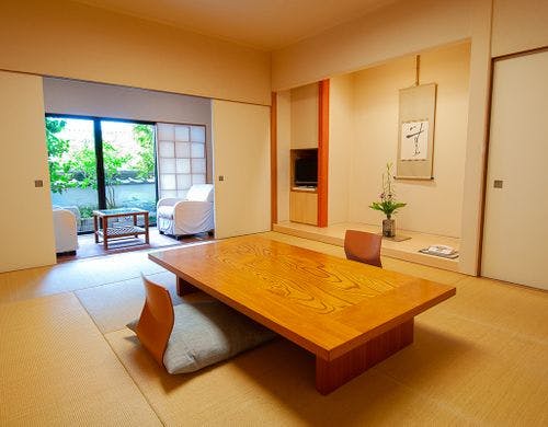 「無」をテーマにした和室。