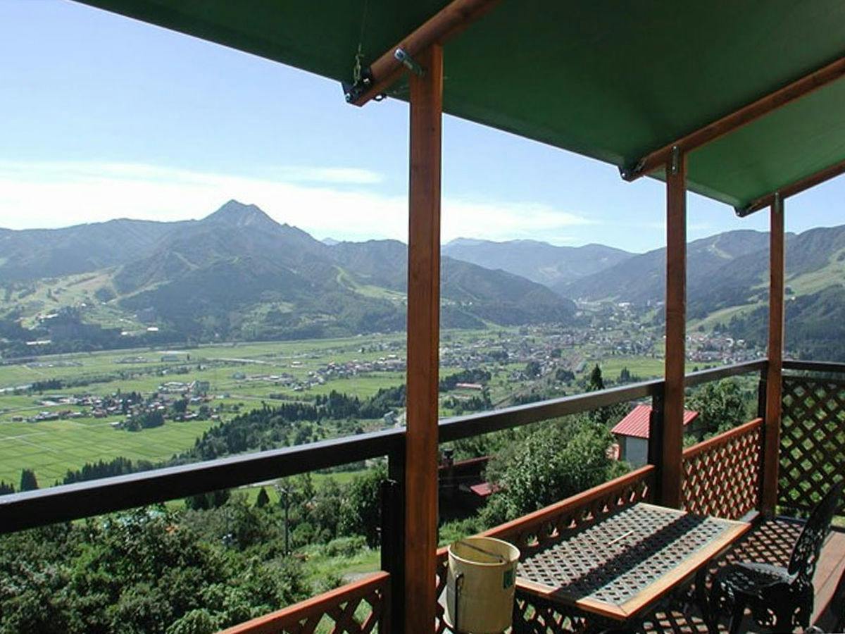 <Pet-Friendly Accommodation> Hillside Inn Center Club