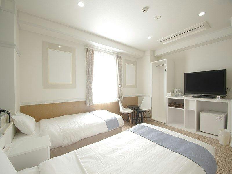 Hotel Aimore Yokohama Isezakicho
