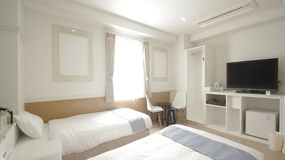 Hotel Aimore Yokohama Isezakicho