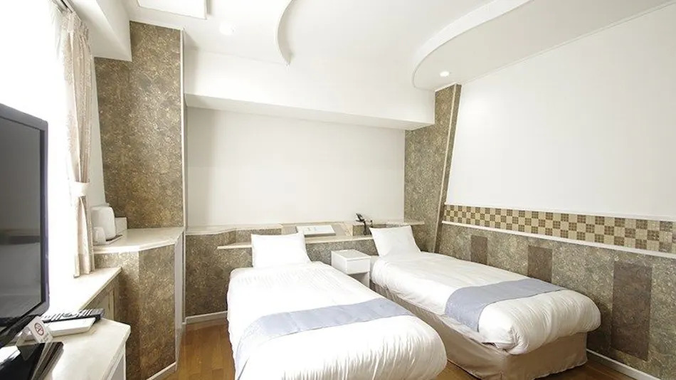 Hotel Aimore Yokohama Isezakicho