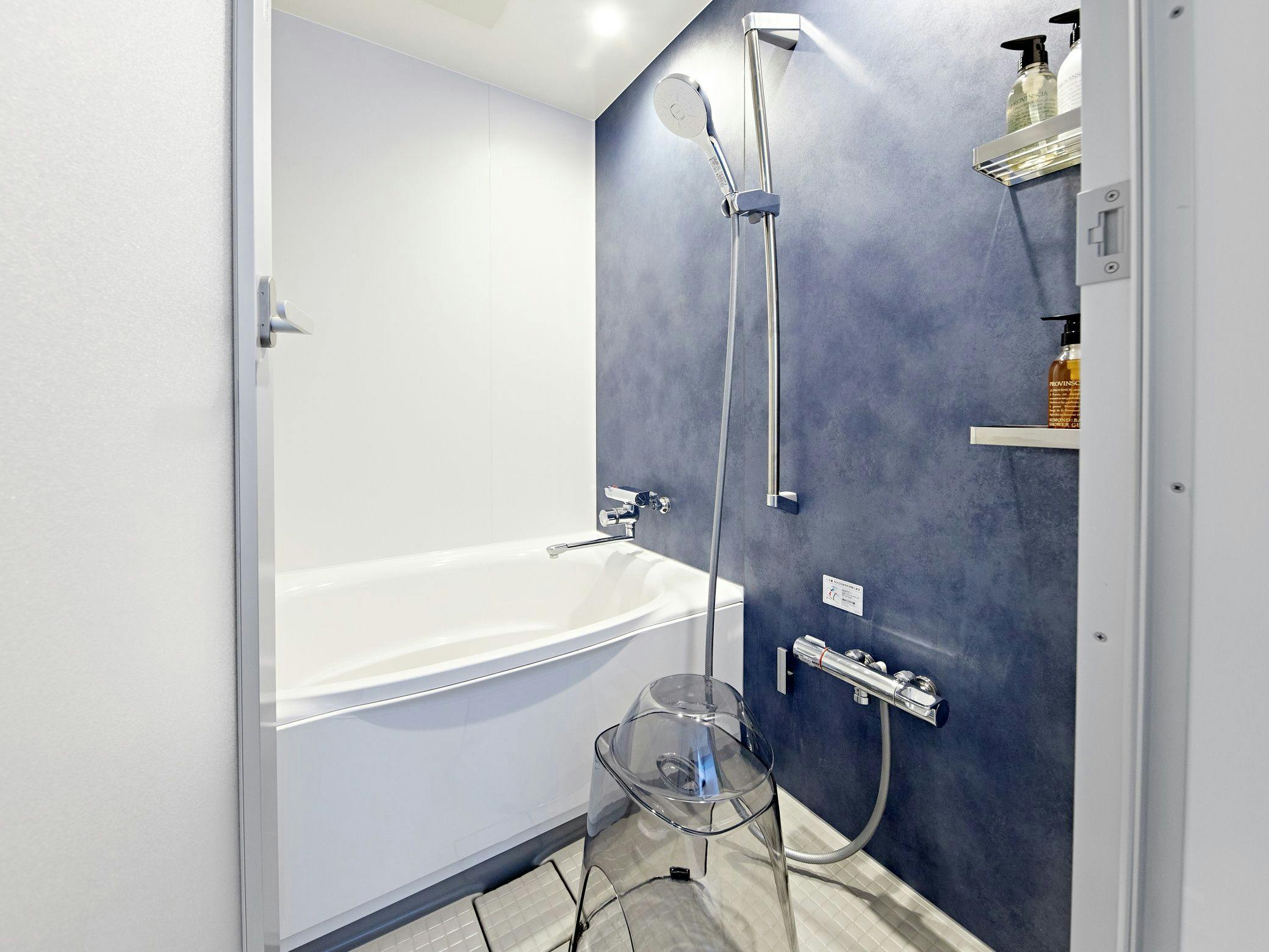 【ห้องดีลักซ์】ห้องน้ำ