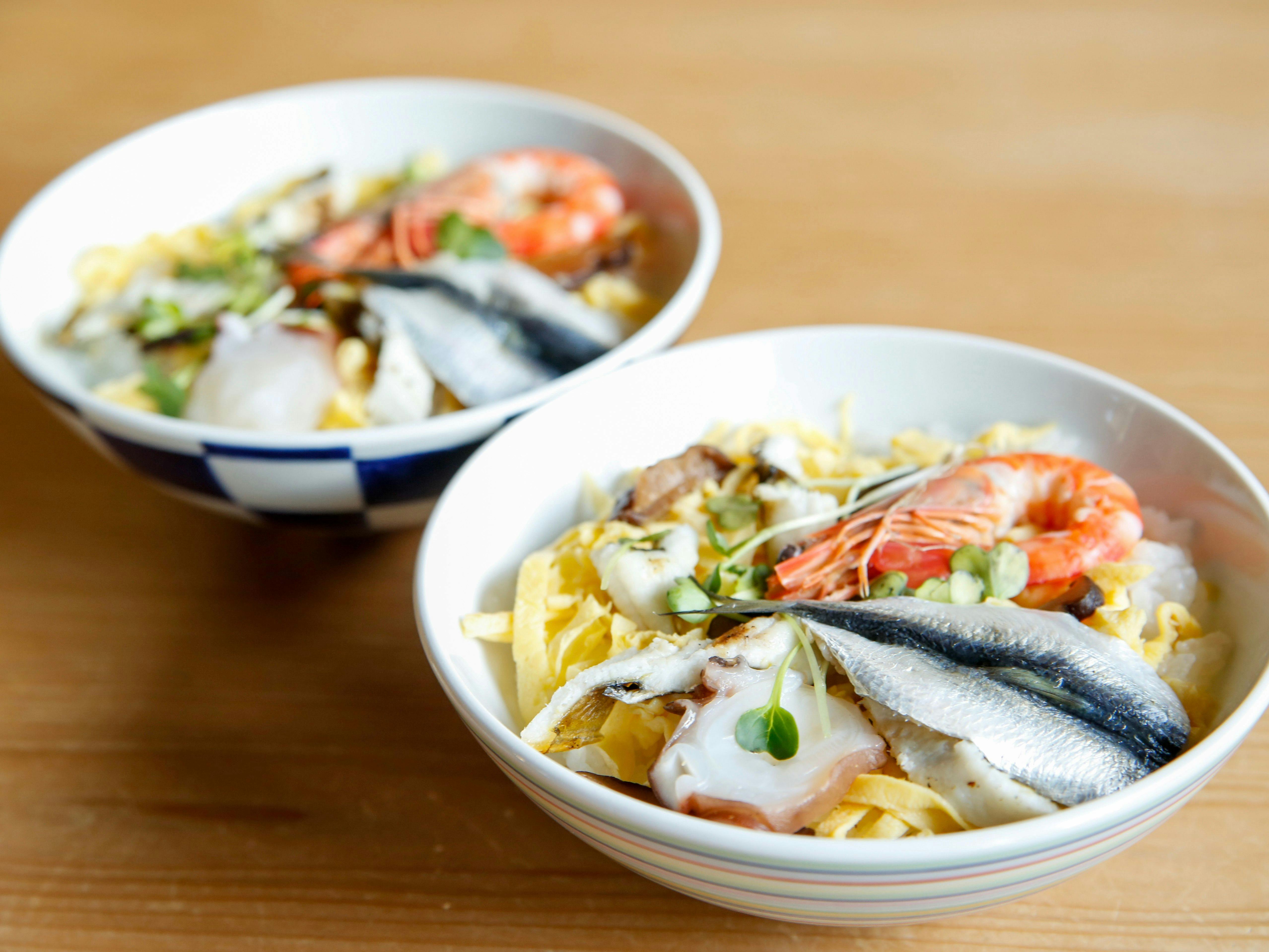 Plan with meals in a round box.