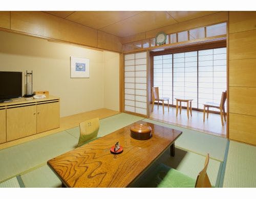 和室8畳（シャワー・トイレ付）Ｂタイプ