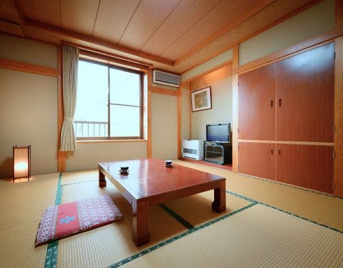 ■「和室１０畳」トイレ付き