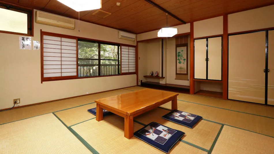 Iwasuso - Mountain, Star, and River Onsen Inn