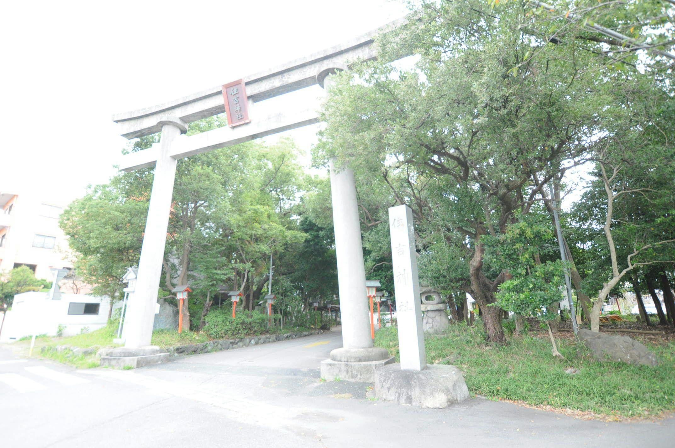 มีศาลเจ้าสุมิโยชิอยู่ตรงหน้าโรงแรม