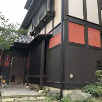 築100年の古民家を移築し改装いたしました