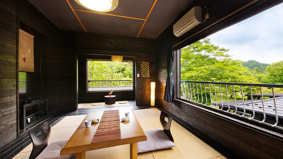 Ryokan & Glamping Resort: The Inn Where the Sound of Deer Echoes - Hanazansui
