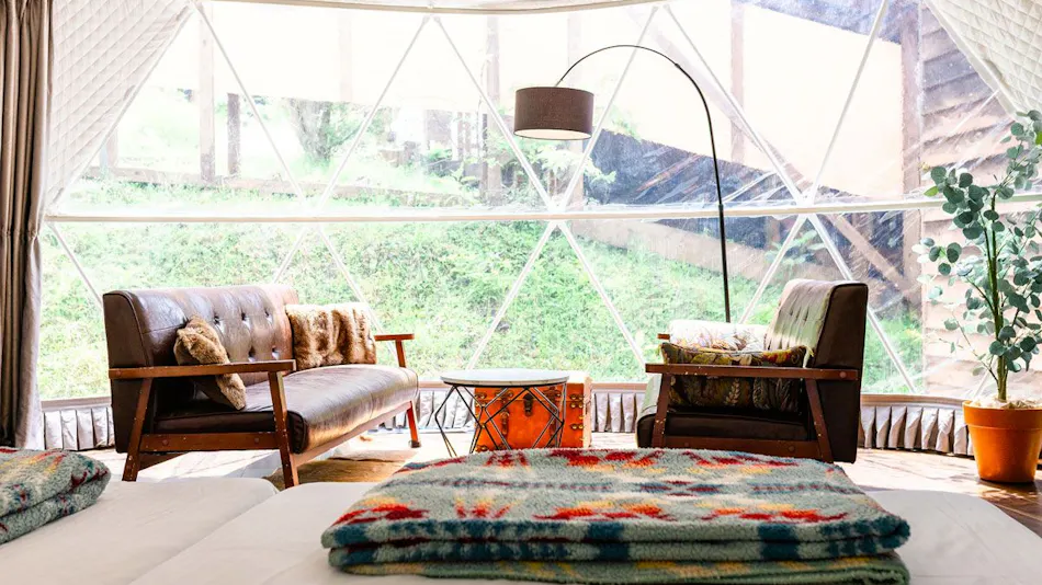 Ryokan & Glamping Resort: The Inn Where the Sound of Deer Echoes - Hanazansui