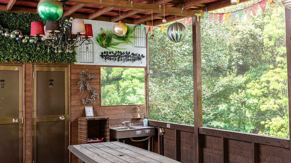 Ryokan & Glamping Resort: The Inn Where the Sound of Deer Echoes - Hanazansui