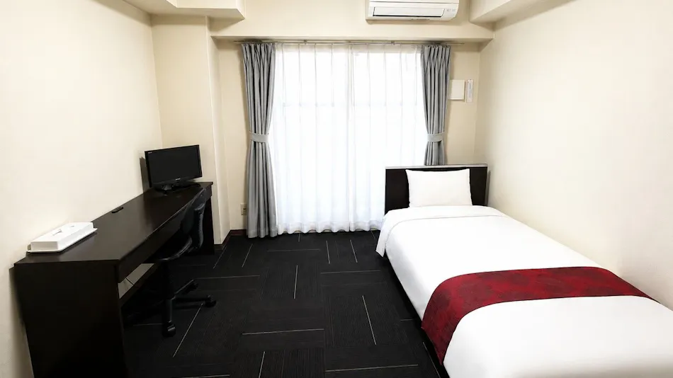 Yao Terminal Hotel Weekly Seven