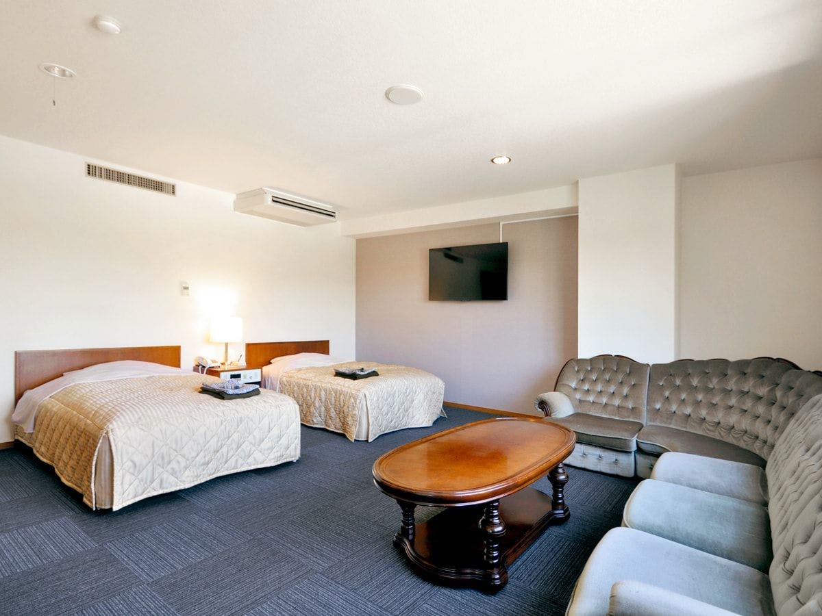 【Bilik Tetamu / Bilik Khas Gaya Barat】