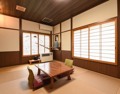 *【部屋】和洋室15畳トイレ付ベッドルーム