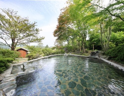 【露天 簾下りの湯】男性用露天風呂