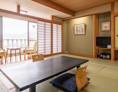 季節によって変わる河口湖の美しい眺望