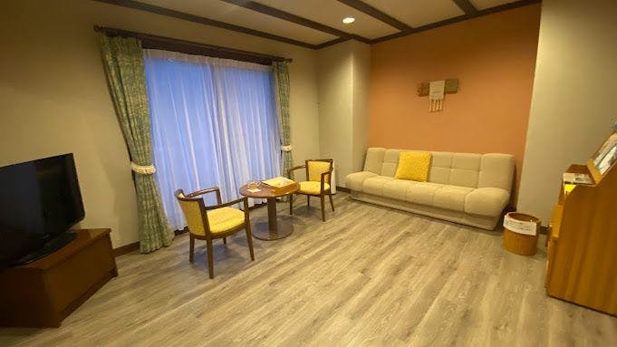 Pet-friendly, Deluxe Family Room