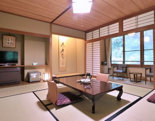 【客室】和室8畳