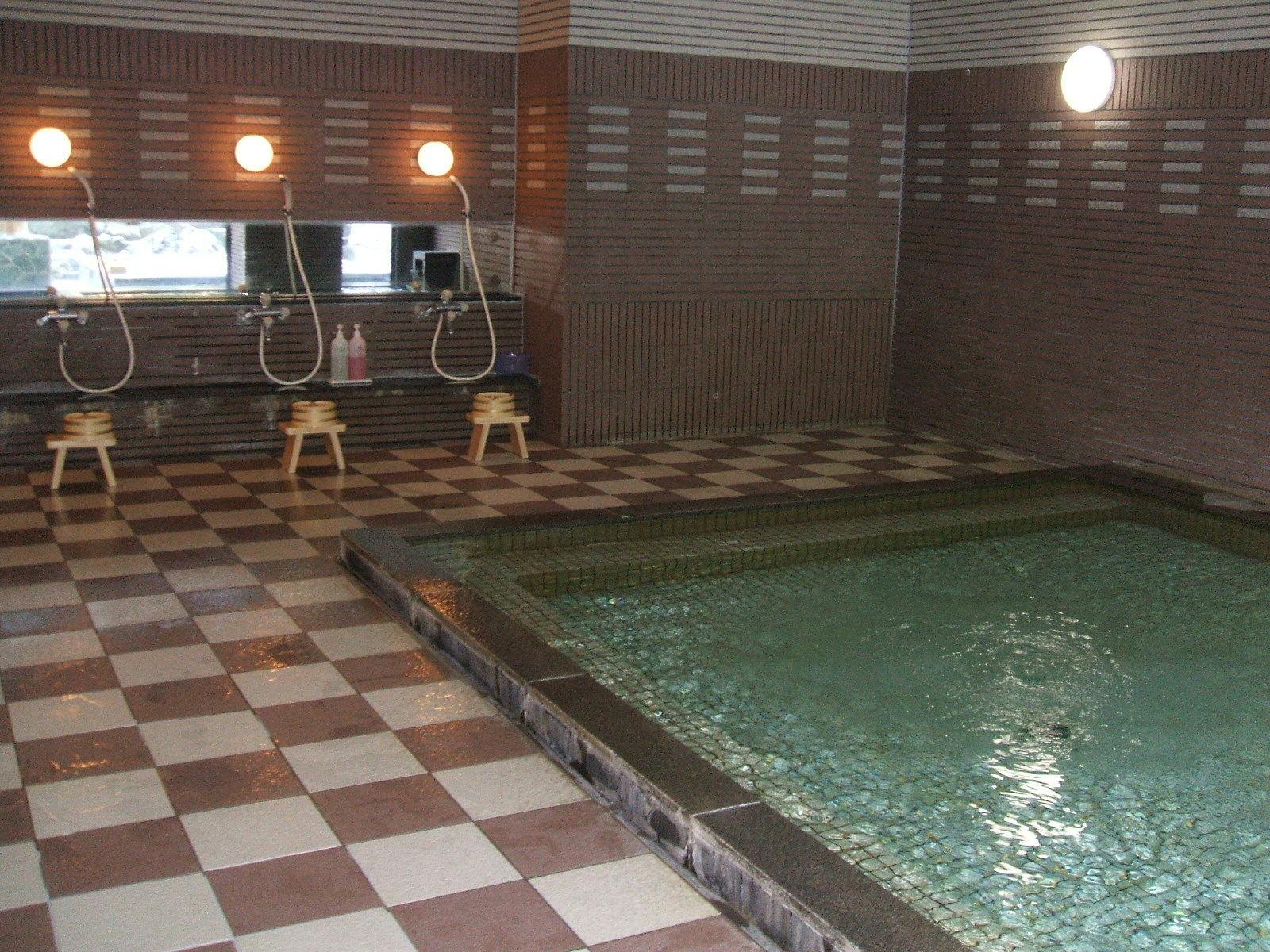 ห้องอาบน้ำสาธารณะ